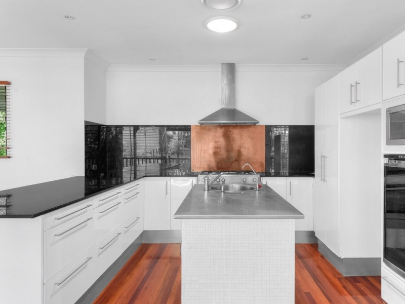 31 Soudan Street, Bardon QLD 4065