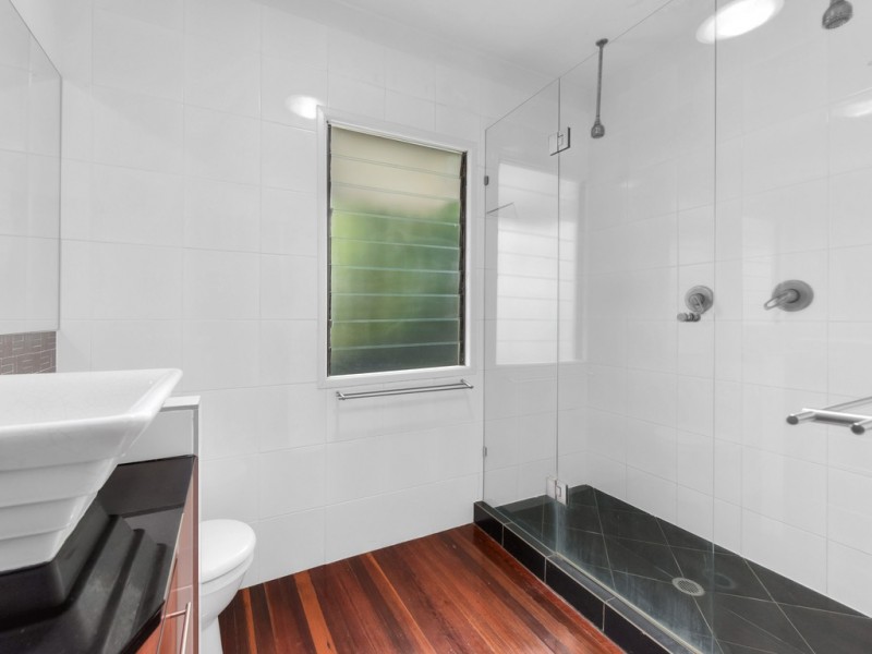 31 Soudan Street, Bardon QLD 4065