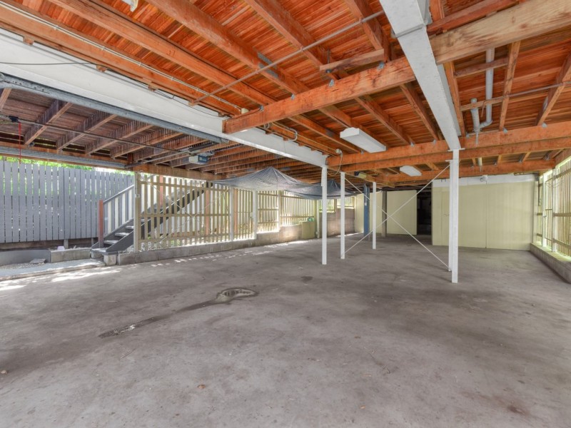 31 Soudan Street, Bardon QLD 4065