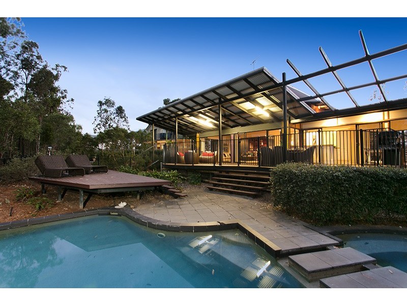 10 Oakview Circuit, Brookwater QLD 4300