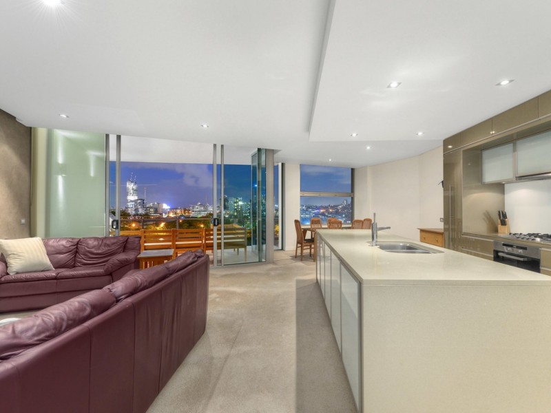 40/205 Coronation Drive, Milton QLD 4064