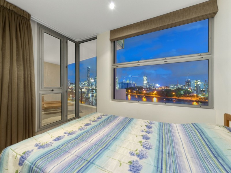 40/205 Coronation Drive, Milton QLD 4064