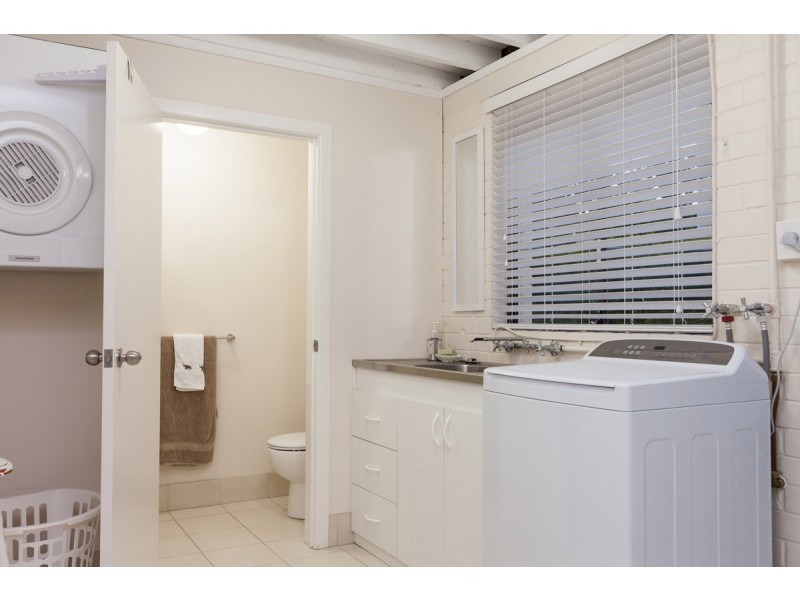 1 Leinster Street, Fig Tree Pocket QLD 4069