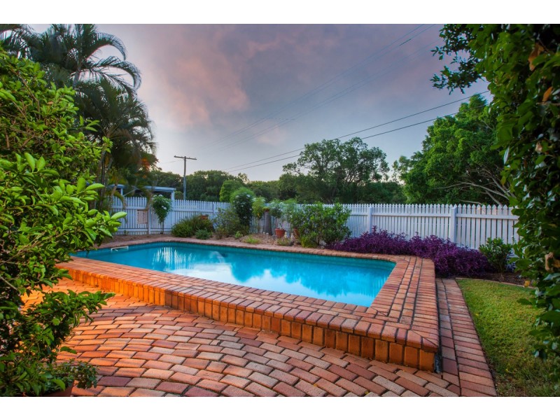 1 Leinster Street, Fig Tree Pocket QLD 4069