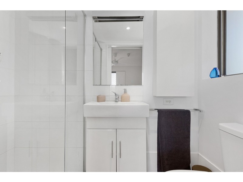 8/72 Lorimer Terrace, Kelvin Grove QLD 4059