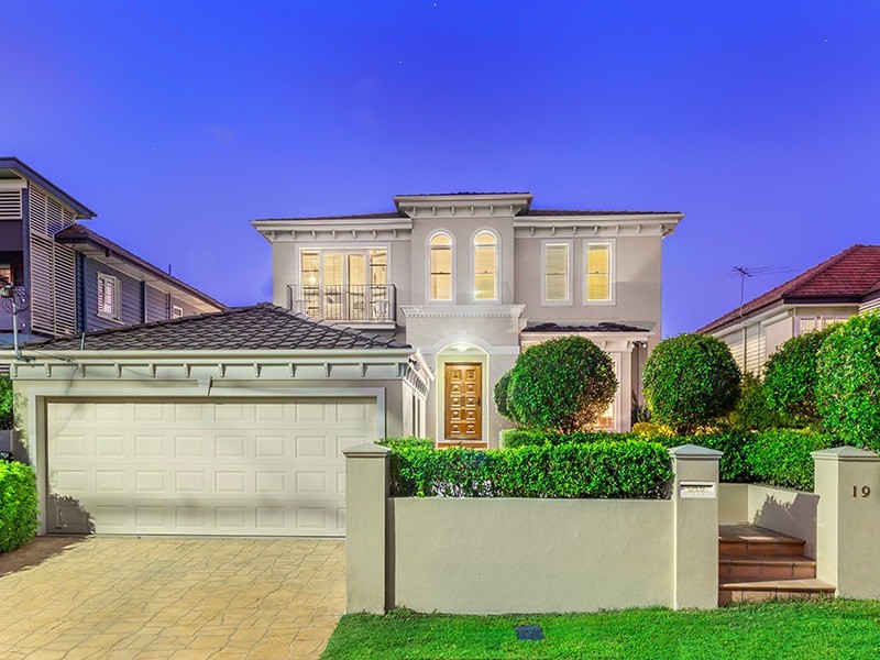 19 Goskar Avenue, Alderley QLD 4051