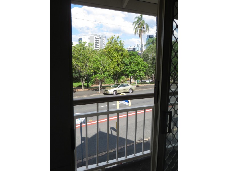 8/186 Petrie Terrace, Petrie Terrace QLD 4000