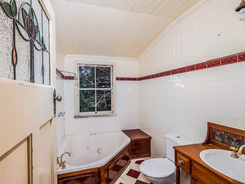 127 Birdwood Terrace, Auchenflower QLD 4066