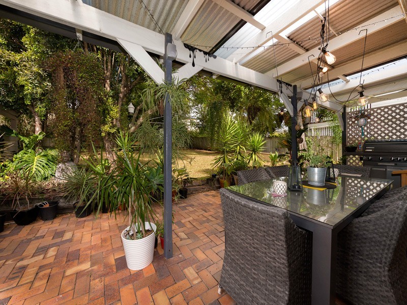 10 East Street, Kedron QLD 4031