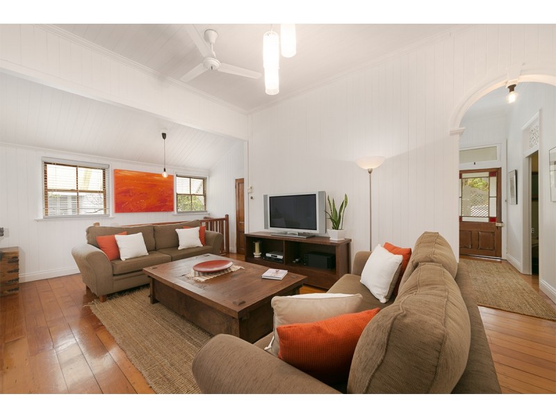 21 Macintosh Street, Auchenflower QLD 4066