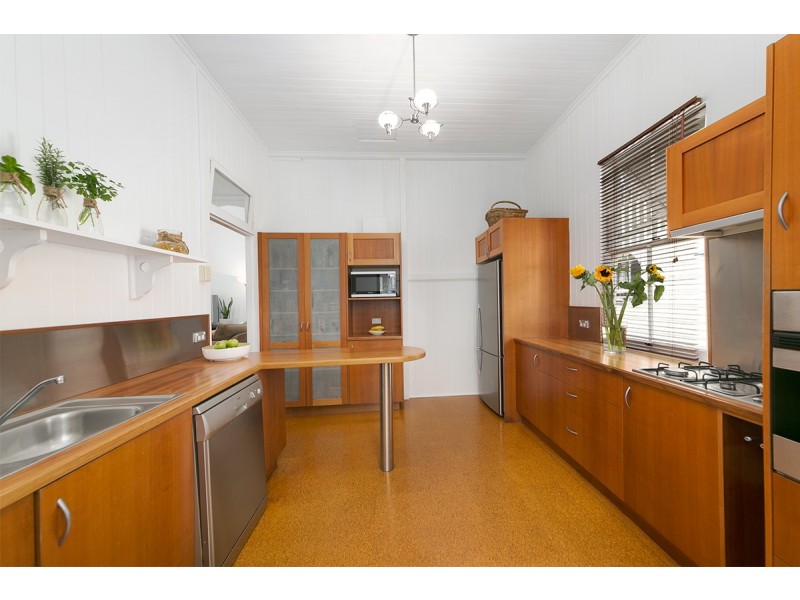 21 Macintosh Street, Auchenflower QLD 4066