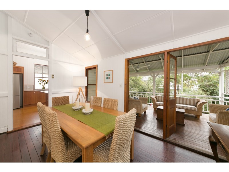 21 Macintosh Street, Auchenflower QLD 4066