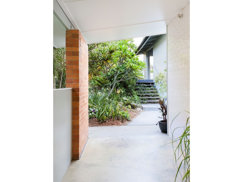 69 Northam Avenue, Bardon QLD 4065