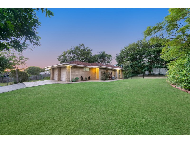 21 Leiper Street, Stafford QLD 4053