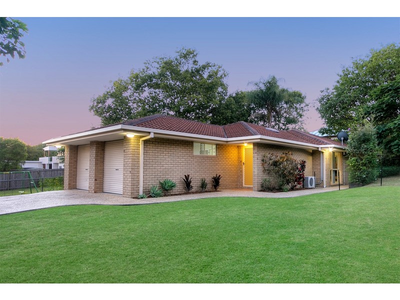 21 Leiper Street, Stafford QLD 4053