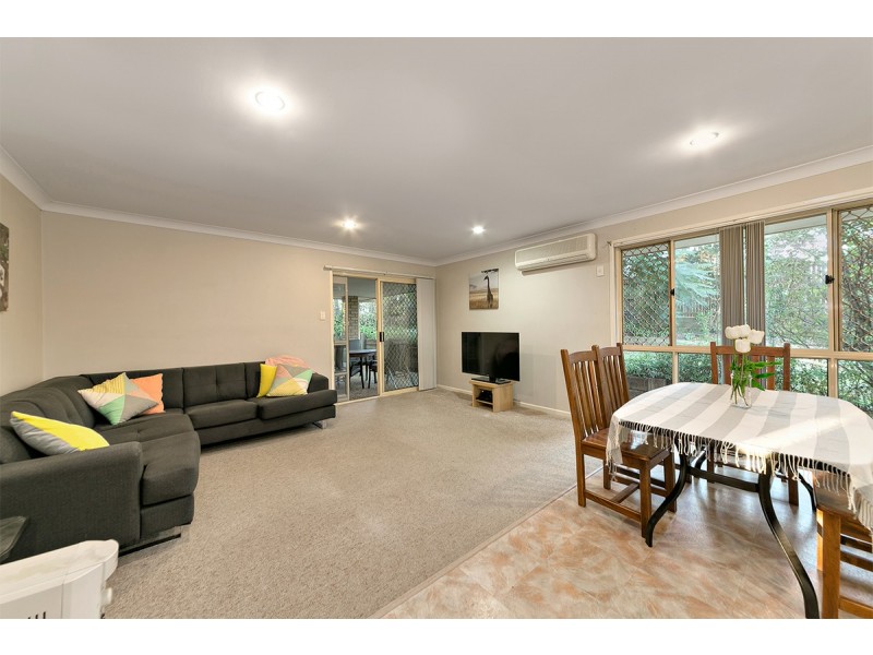 21 Leiper Street, Stafford QLD 4053