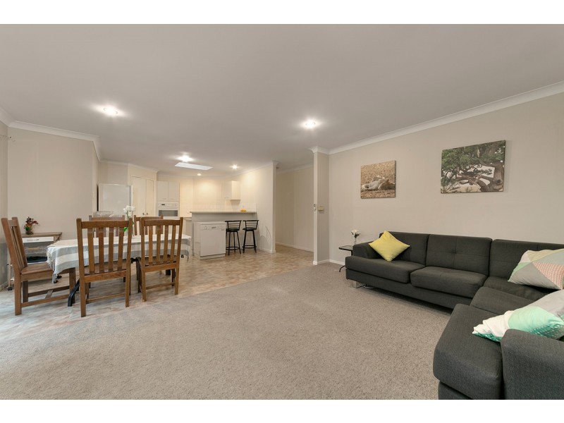 21 Leiper Street, Stafford QLD 4053