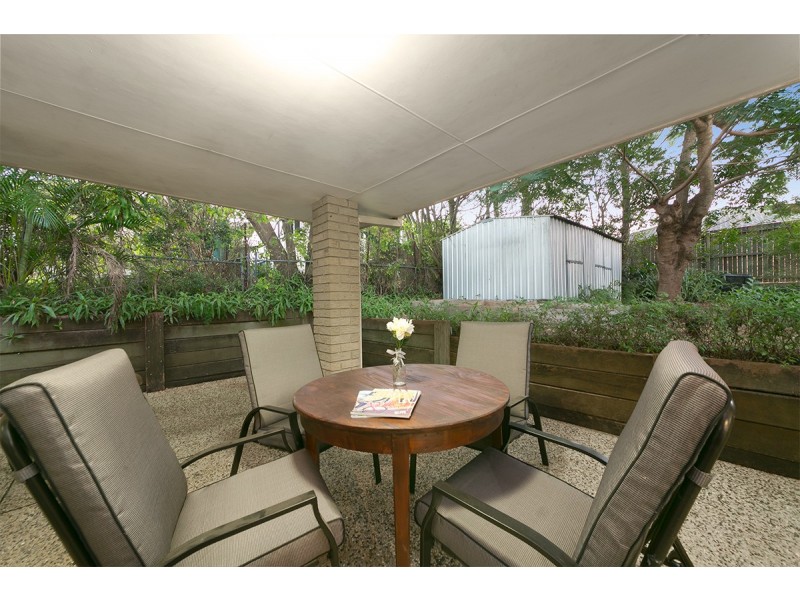 21 Leiper Street, Stafford QLD 4053