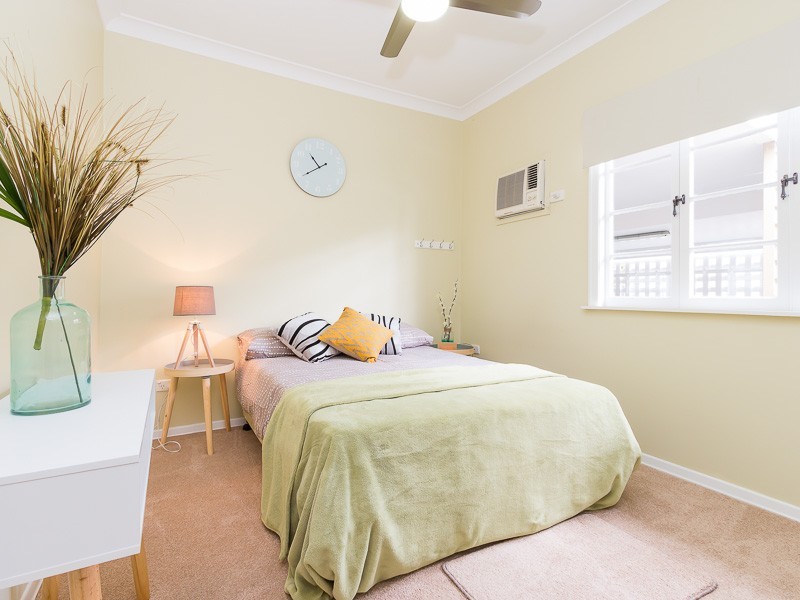 6 Lynwood Crescent, Ashgrove QLD 4060