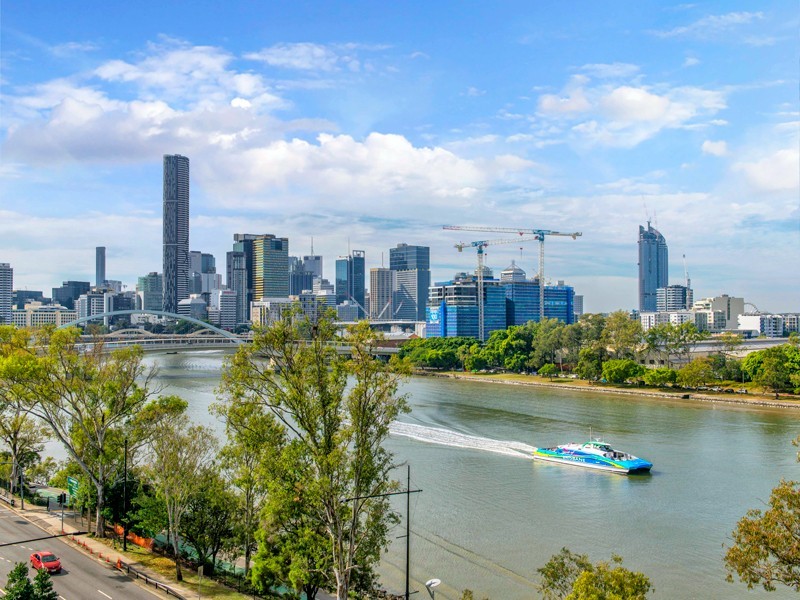 33/205 Coronation Drive, Milton QLD 4064