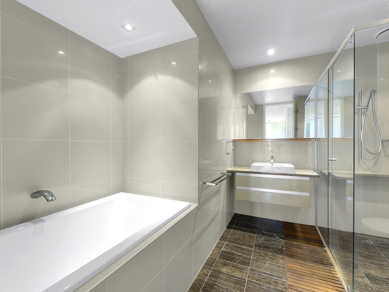 33/205 Coronation Drive, Milton QLD 4064