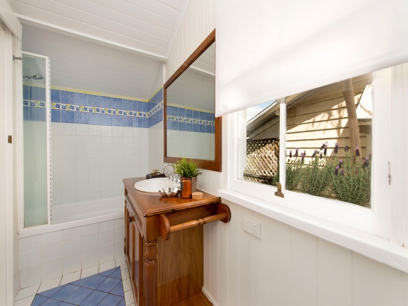 33 Bernhard Street, Paddington QLD 4064