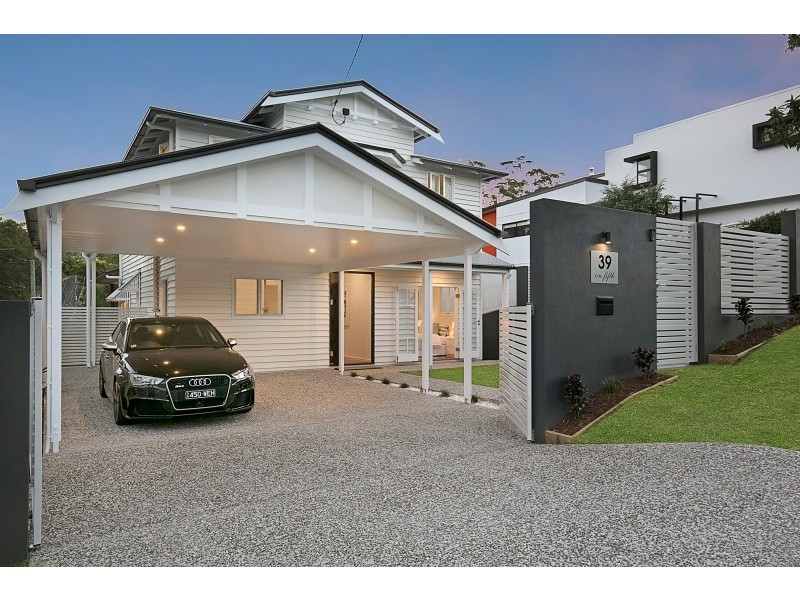 39 Fifth Avenue, Bardon QLD 4065