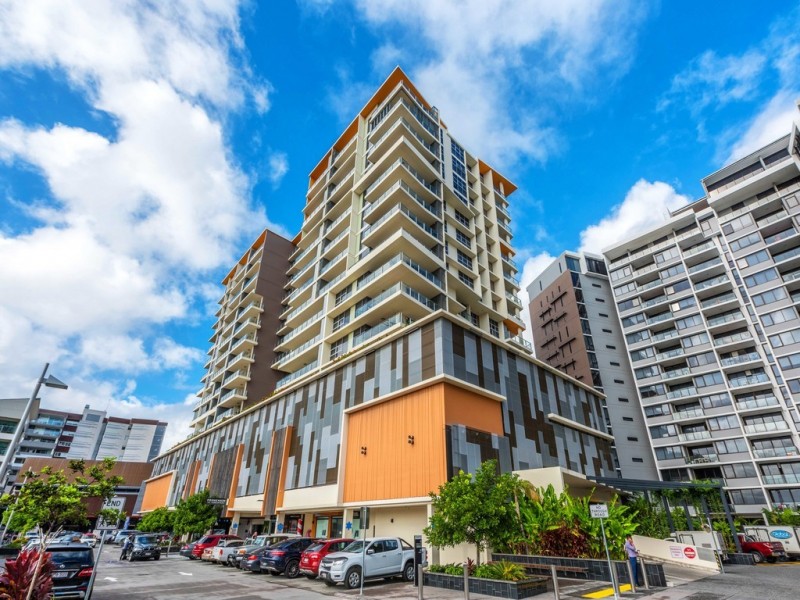 4143/37C Harbour Road, Hamilton QLD 4007