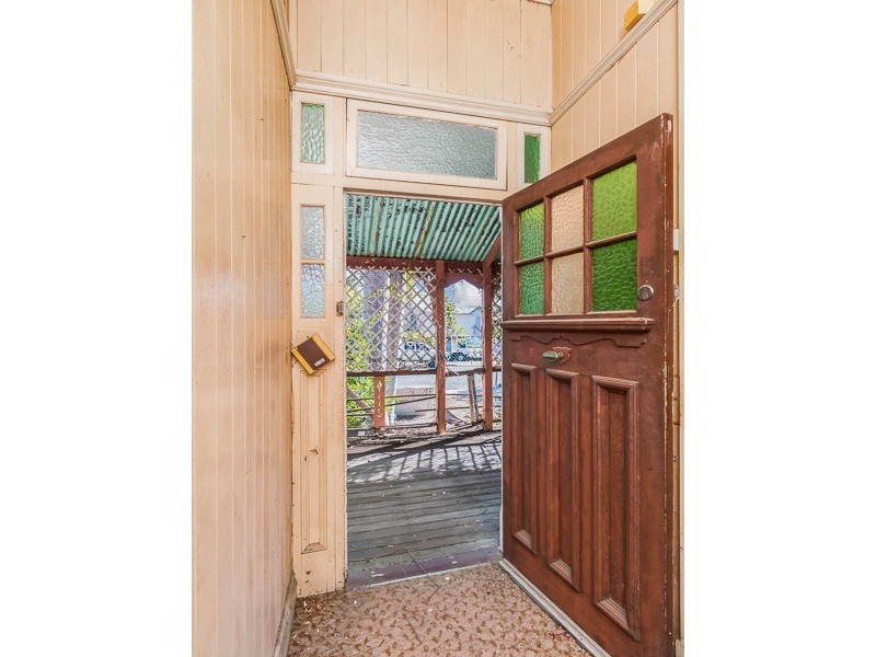 11 Mcleod Street, Herston QLD 4006