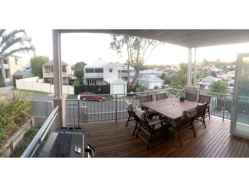 30 Charteris Street, Paddington QLD 4064