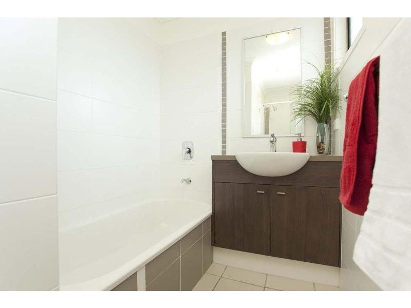 27/26 Rosetta Street, Fortitude Valley QLD 4006