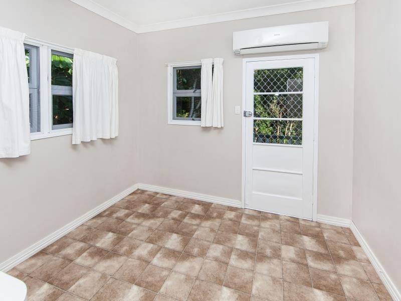 42 Gordon Street, Bardon QLD 4065