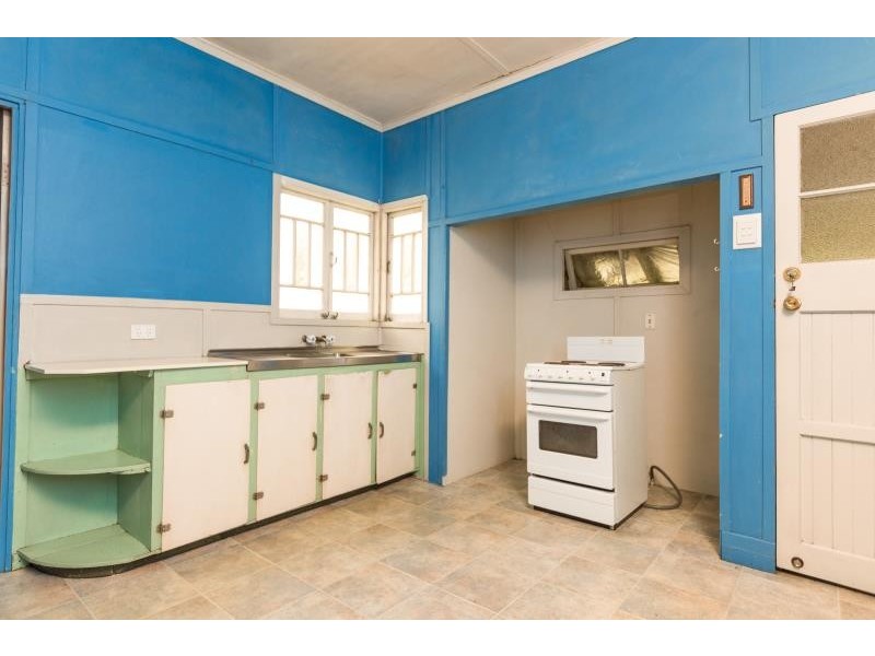 14 Rouen Rd, Bardon QLD 4065