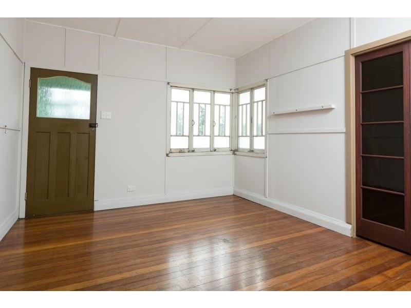 14 Rouen Rd, Bardon QLD 4065