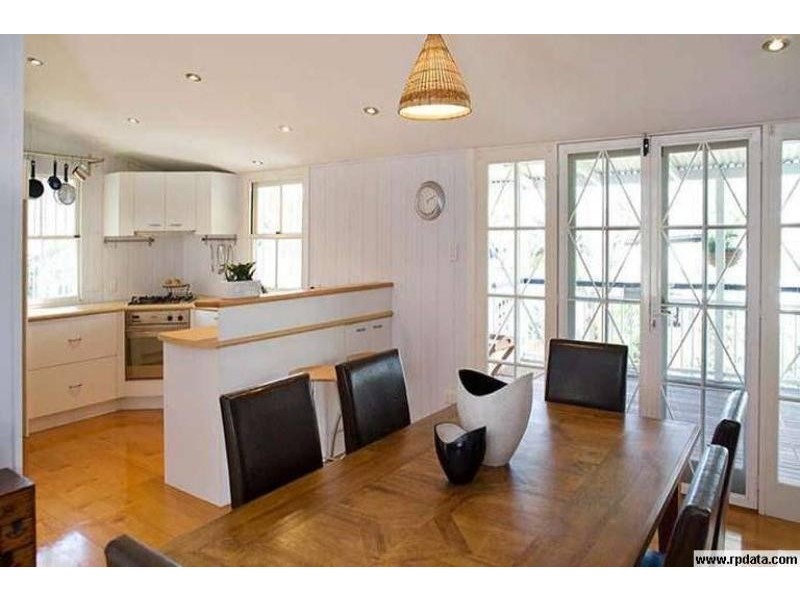 31 Addison St, Red Hill QLD 4059