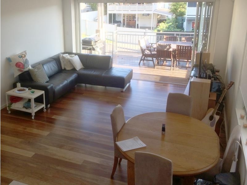 30 Charteris Street, Paddington QLD 4064