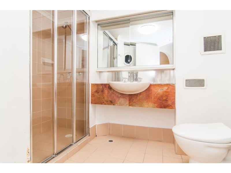 3/5 Bergin Street, Milton QLD 4064