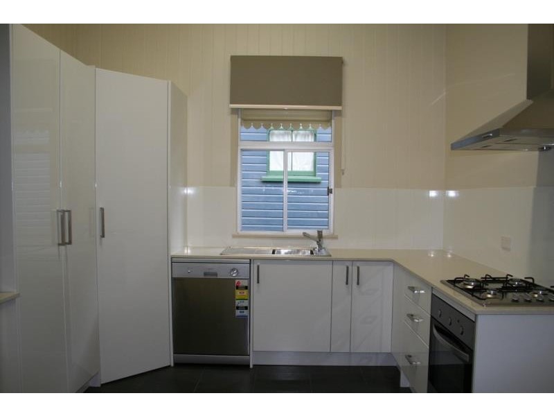 18A Reis Street, Woolloongabba QLD 4102