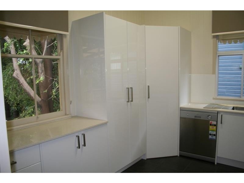 18A Reis Street, Woolloongabba QLD 4102