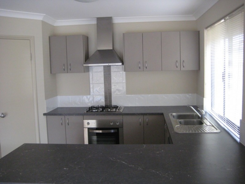 253 Campbell Rd, Canning Vale WA 6155