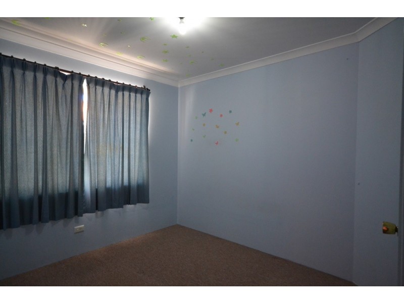 28 Tea Tree Way, Thornlie WA 6108