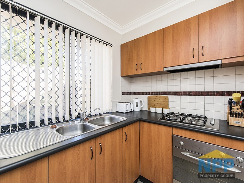 15/22 Gochean Avenue, Bentley WA 6102