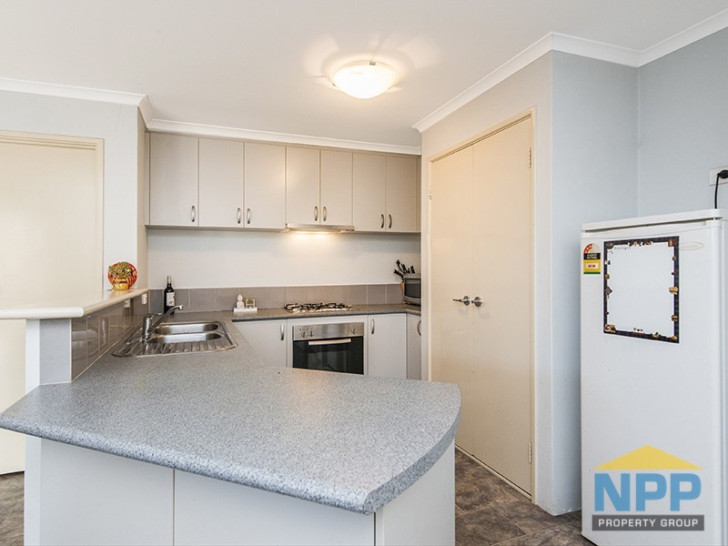 1/140 Eudoria Street, Gosnells WA 6110