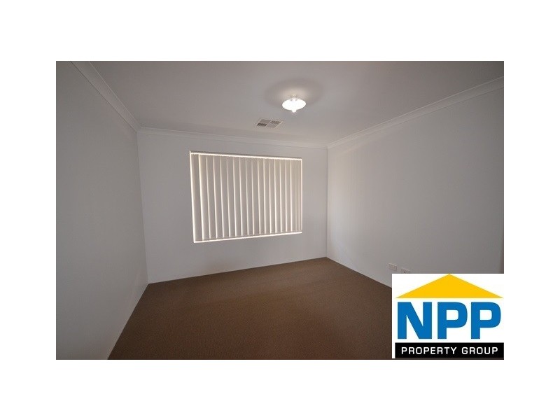7 Sackler Lk, Piara Waters WA 6112