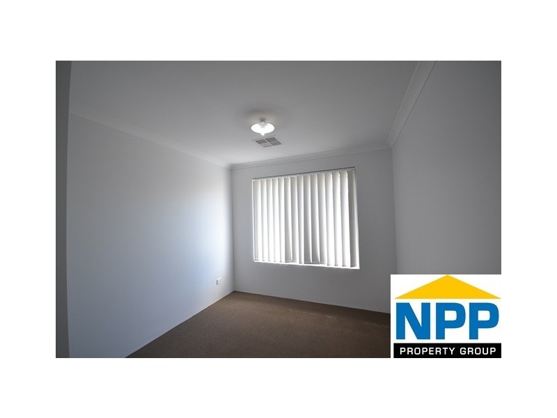 7 Sackler Lk, Piara Waters WA 6112