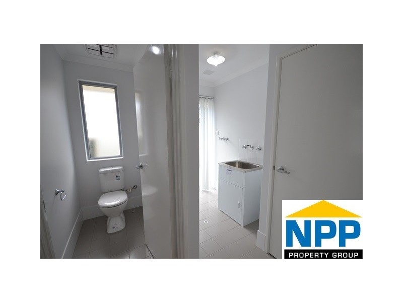 7 Sackler Lk, Piara Waters WA 6112