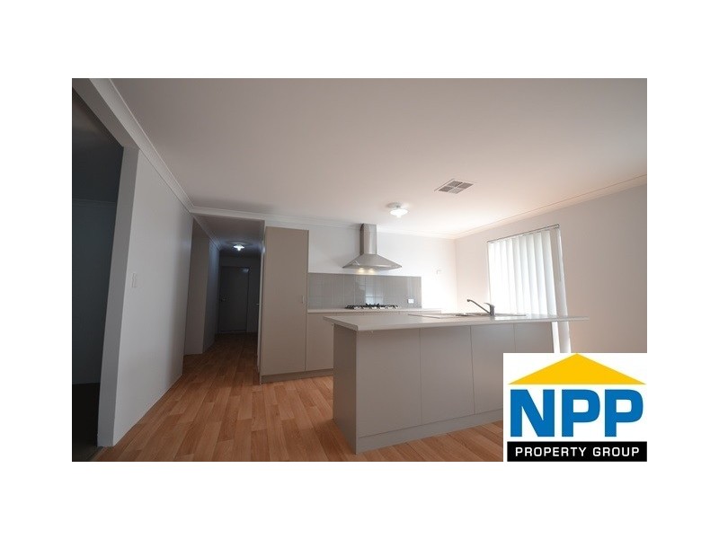 7 Sackler Lk, Piara Waters WA 6112