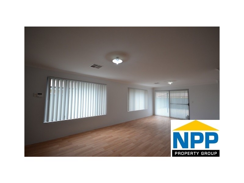 7 Sackler Lk, Piara Waters WA 6112