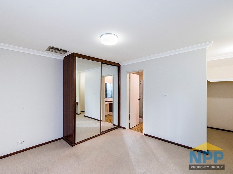 10 Searle Road, Ardross WA 6153