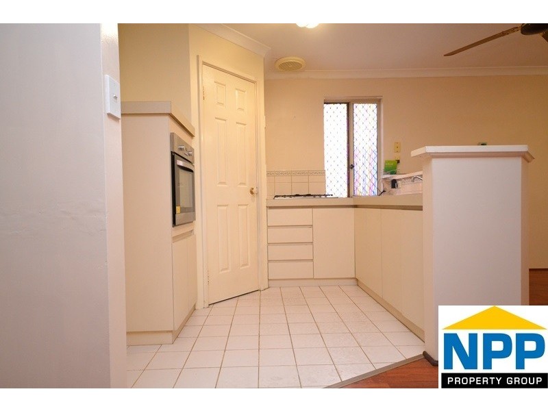 1/13 Mallard Way, Cannington WA 6107